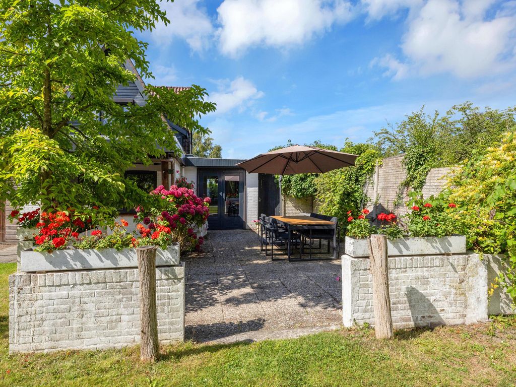 Kloosterweg 35, BRIELLE