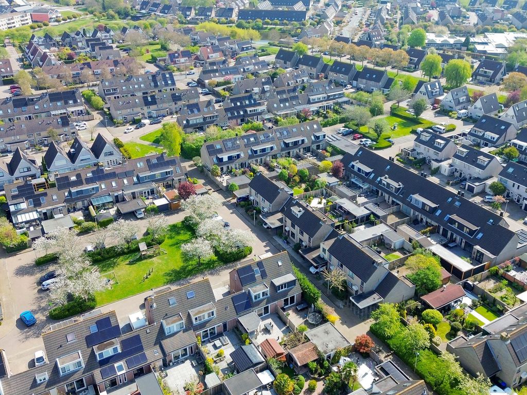 Jacob van Heemskerkstraat 18, HELLEVOETSLUIS