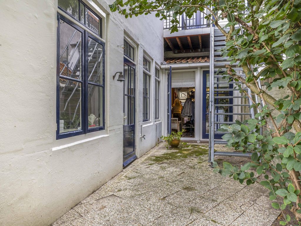 Nobelstraat 37, BRIELLE