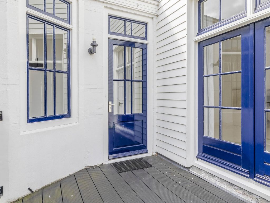 Nobelstraat 37, BRIELLE