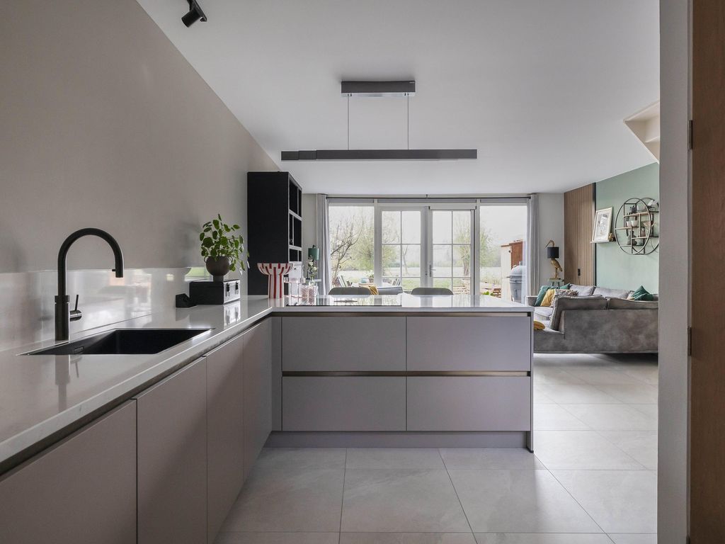 Vaart 70, BRIELLE