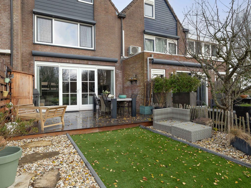 Vaart 70, BRIELLE