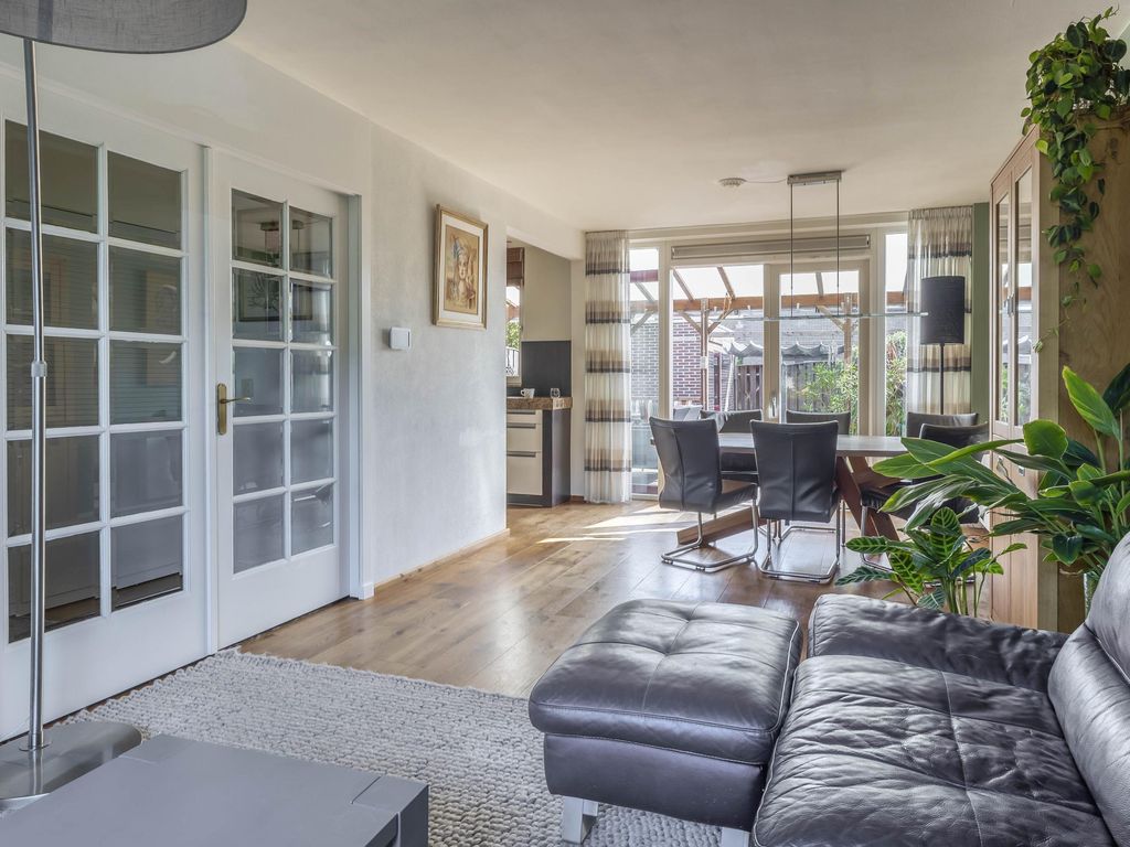 Hollemarestraat 114, ZWARTEWAAL