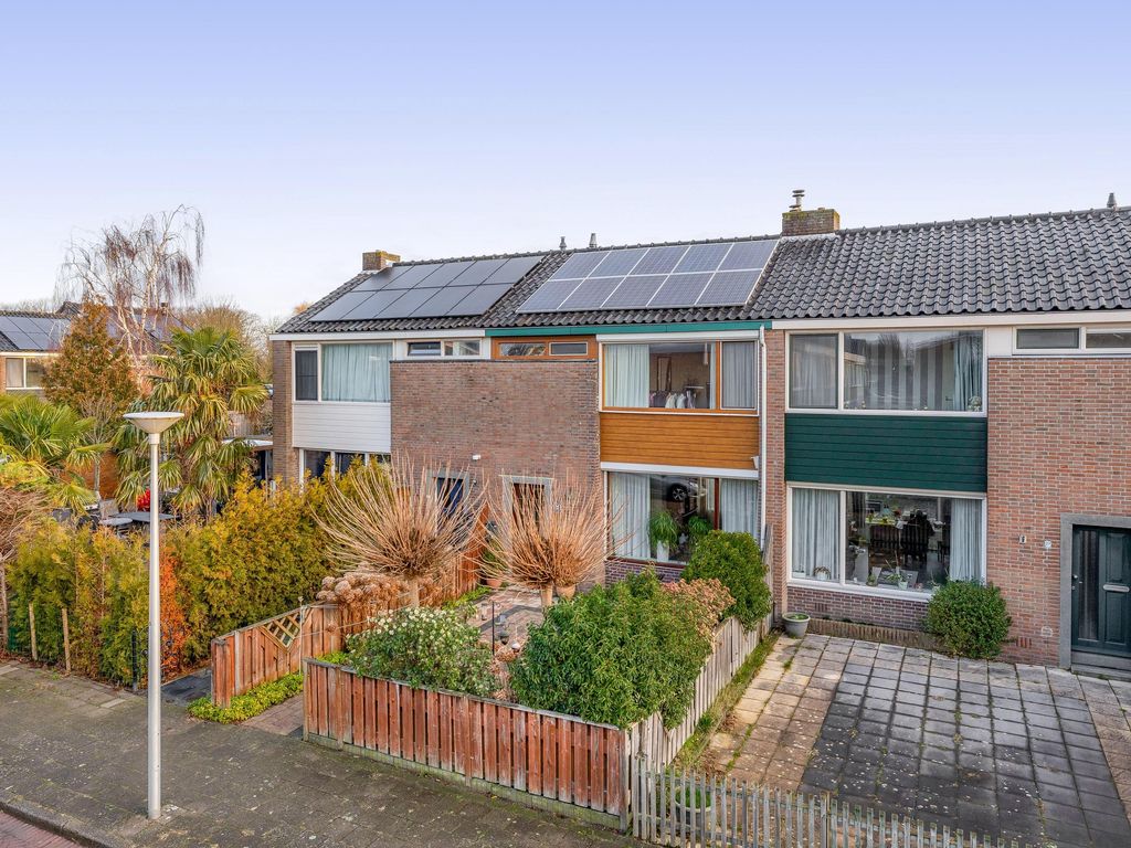 Ds Th Rijckewaerdstraat 25, BRIELLE
