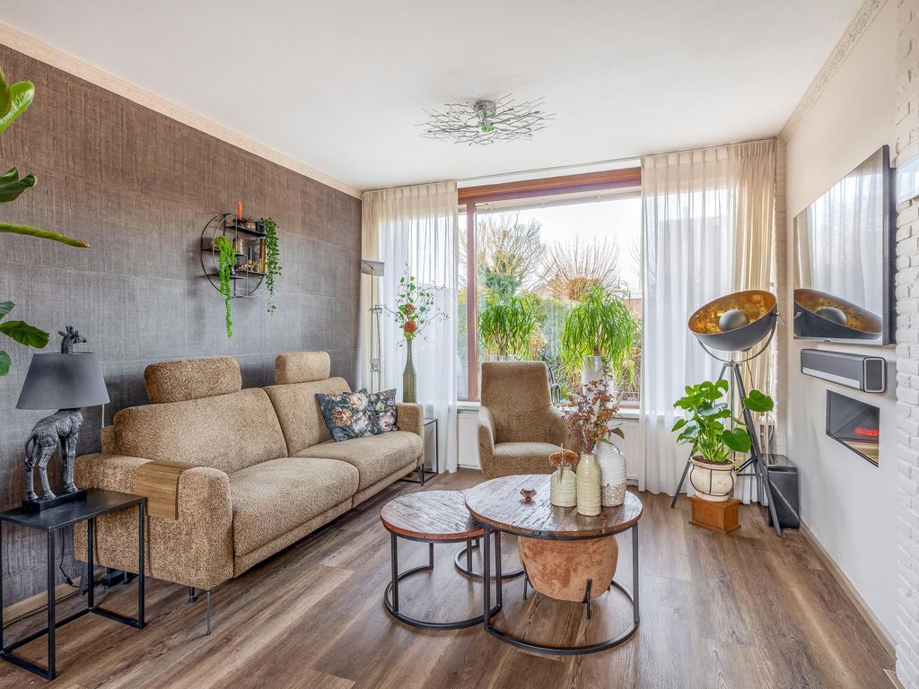 Ds Th Rijckewaerdstraat 25, BRIELLE