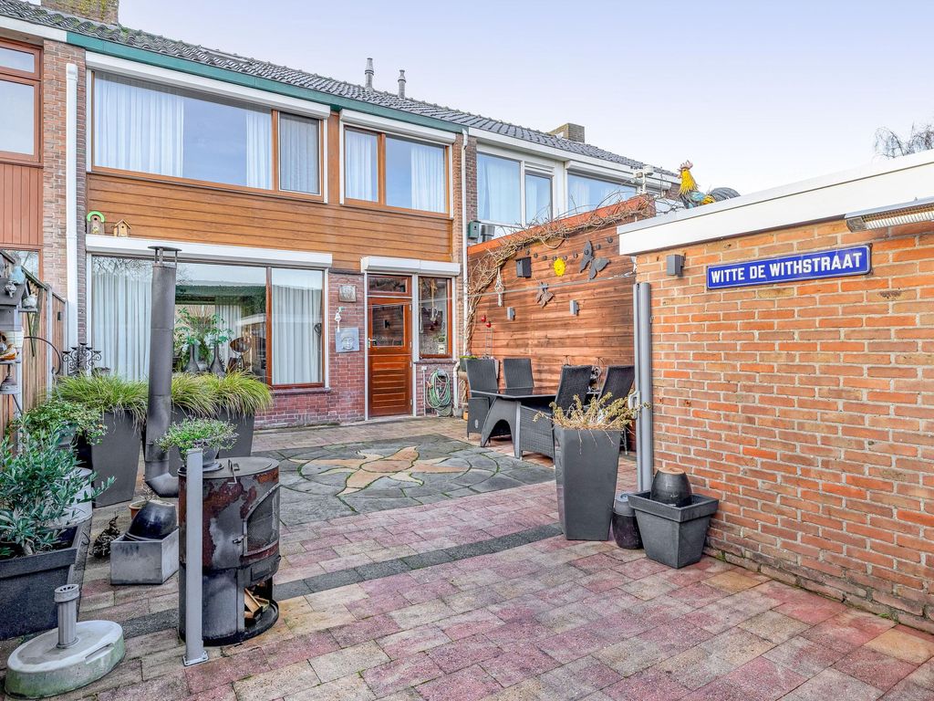 Ds Th Rijckewaerdstraat 25, BRIELLE