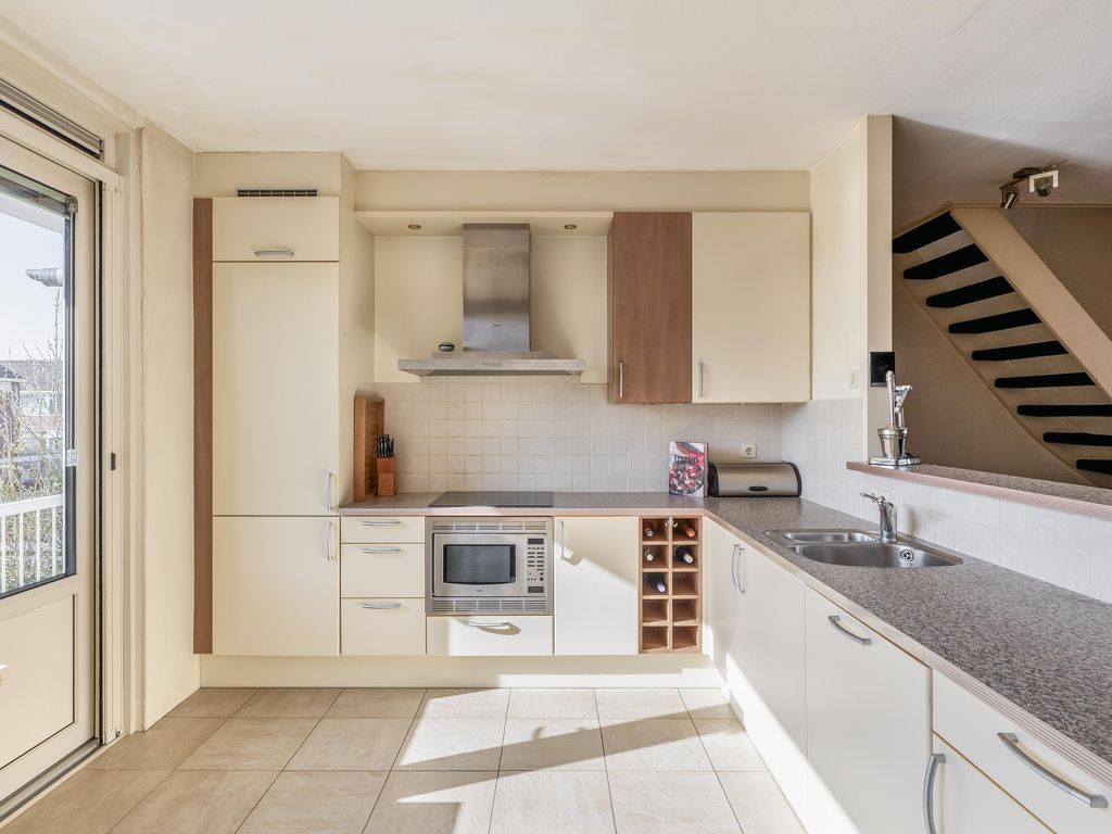 Frank van Borselenstraat 24, BRIELLE