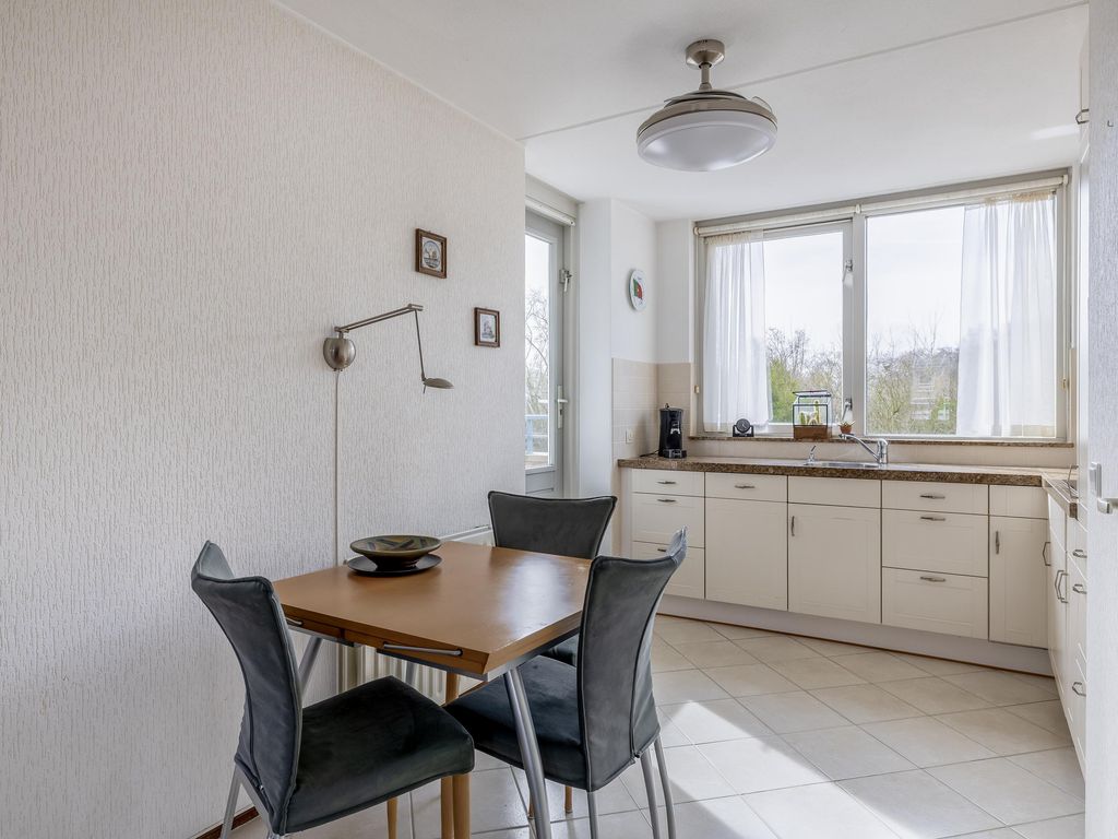 Krammer 32a, BRIELLE