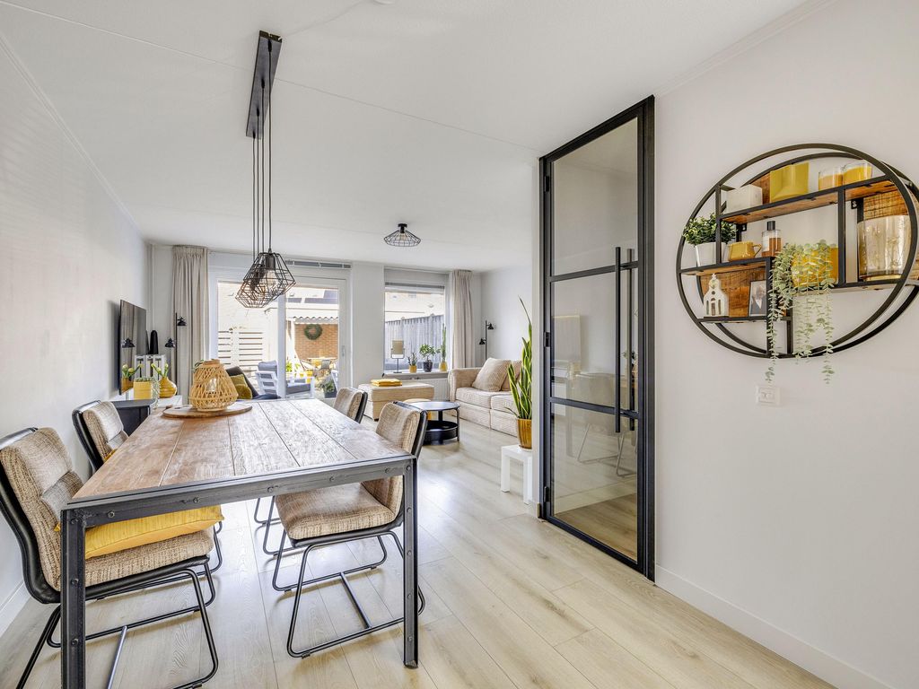 Sparregat 8, BRIELLE