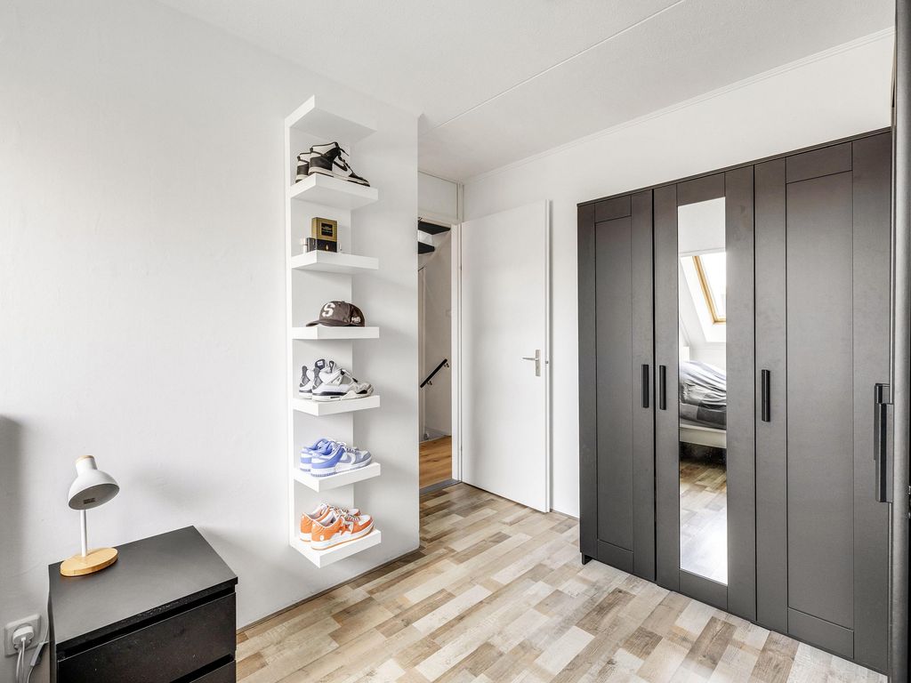 Sparregat 8, BRIELLE