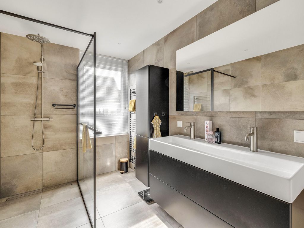 Sparregat 8, BRIELLE