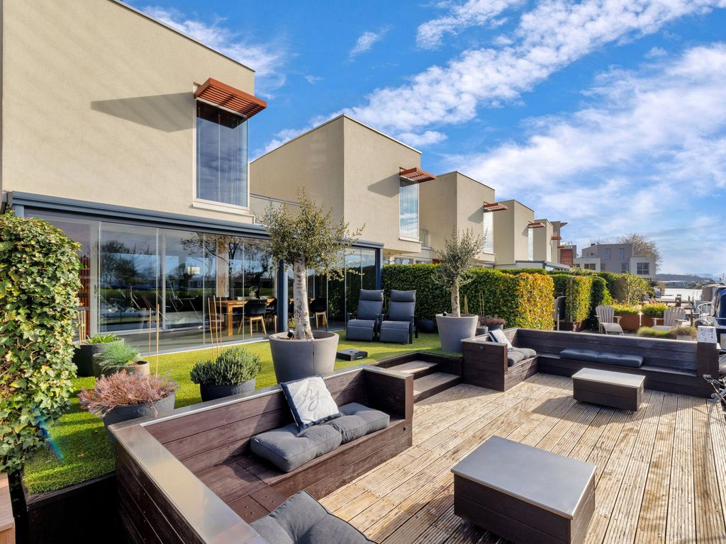 Rochus Meeuwiszweg 332, BRIELLE