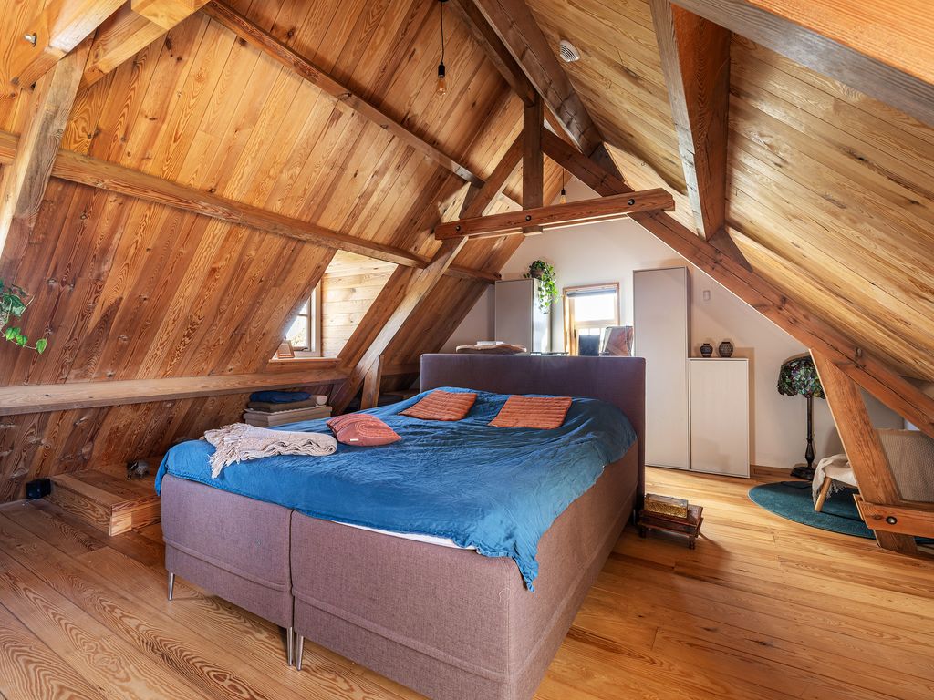 Wouddijk 12, ZWARTEWAAL