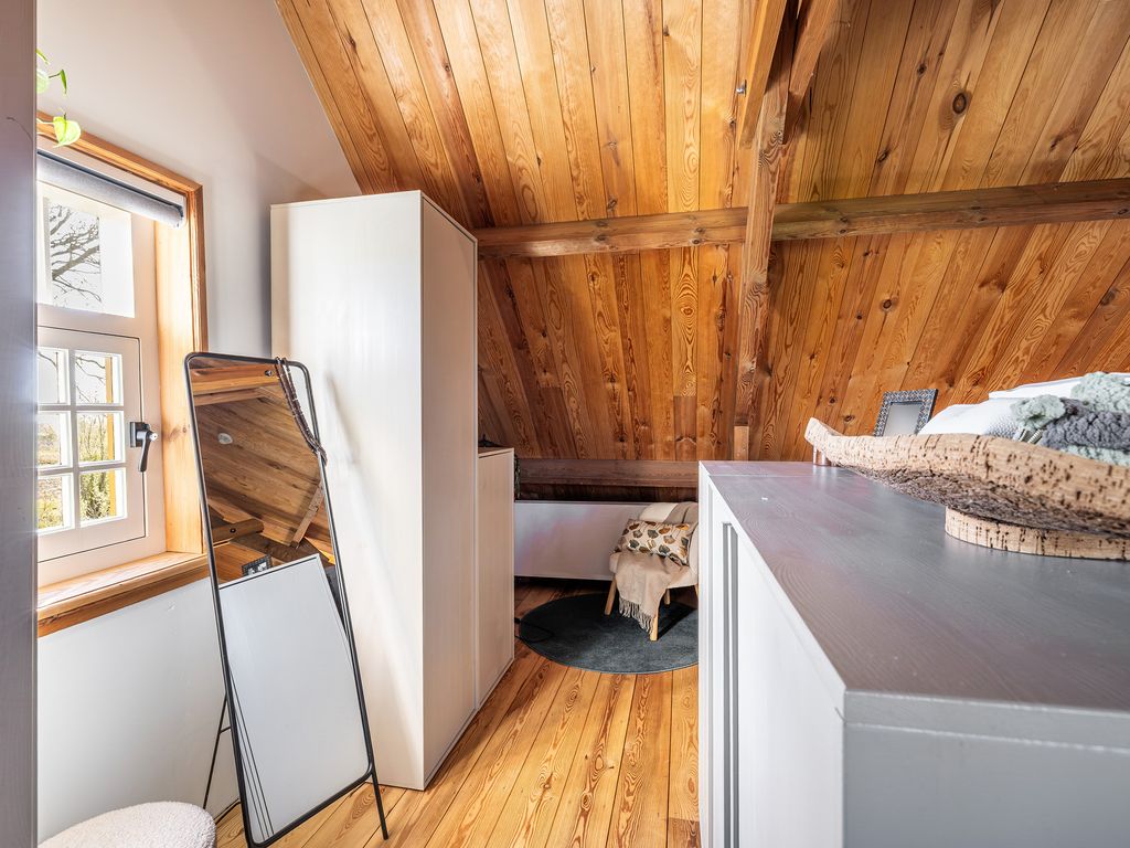 Wouddijk 12, ZWARTEWAAL