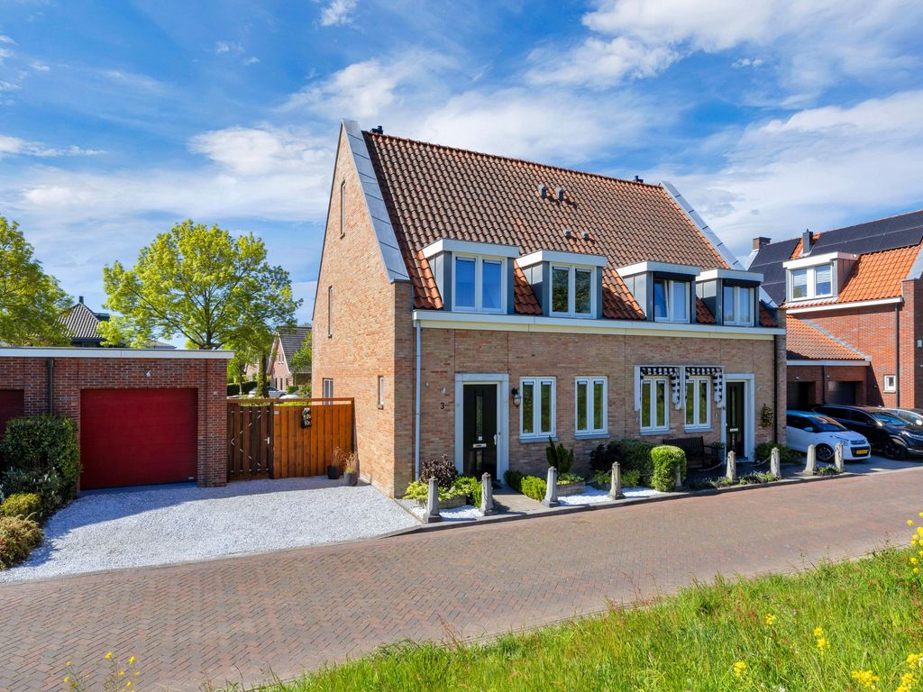 Staaldiep 3, BRIELLE