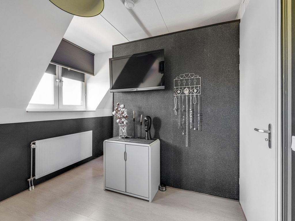 Staaldiep 3, BRIELLE