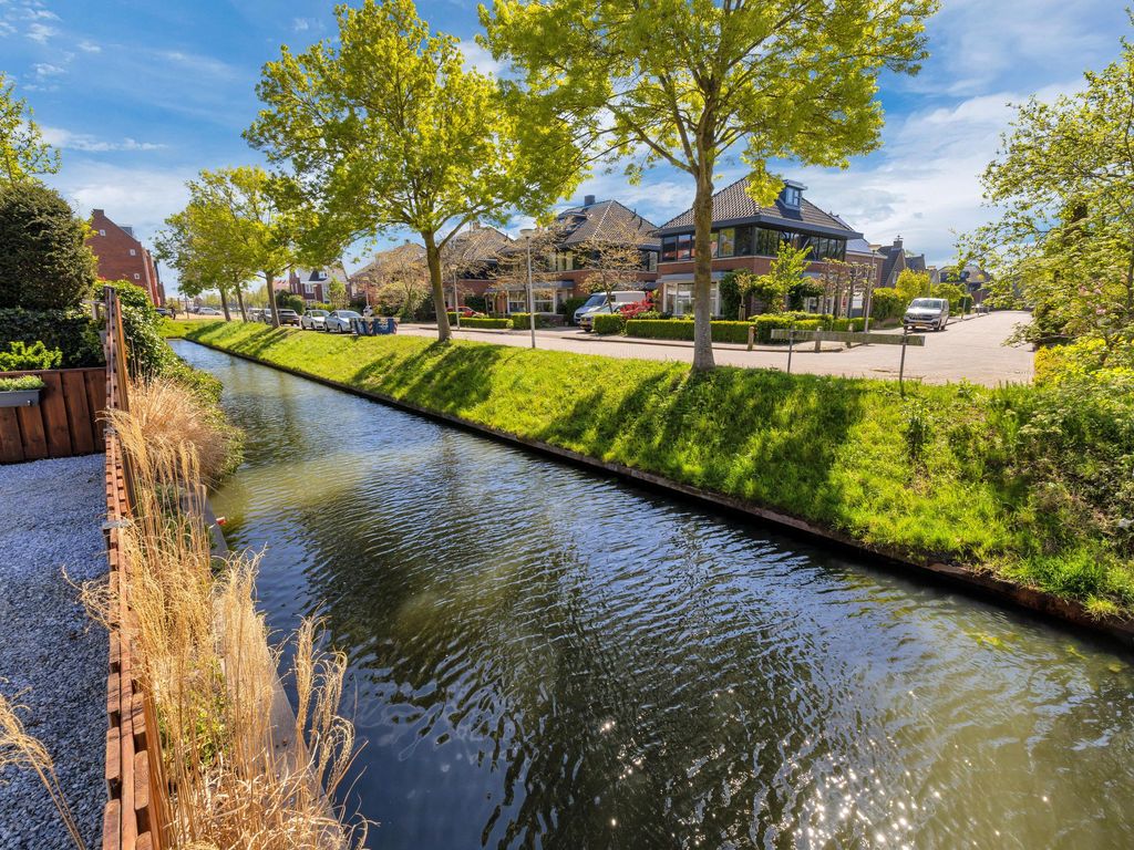Staaldiep 3, BRIELLE