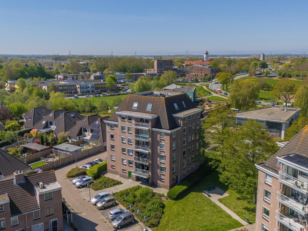 Honte 402, BRIELLE