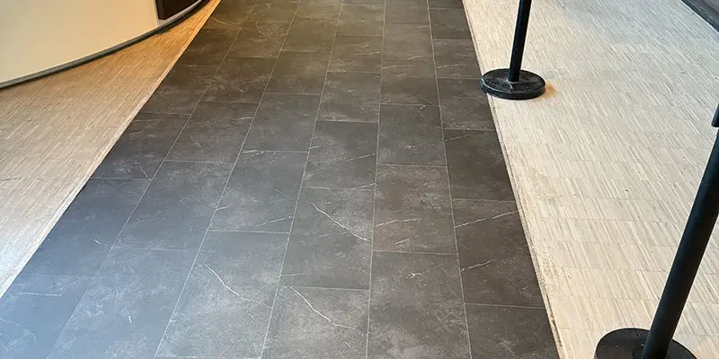 Tapijt vervangen door PVC visgraat