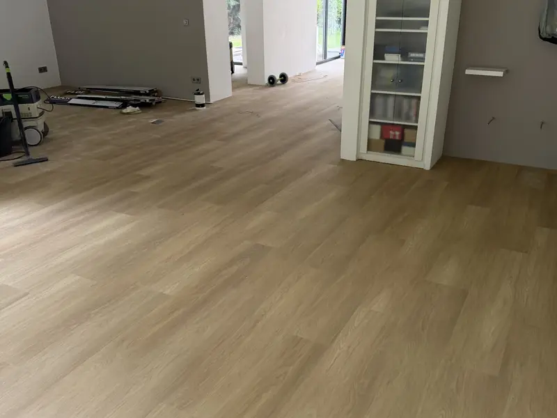 PVC rechte stroken: tijdloos, ruimtelijk en onderhoudsvriendelijk