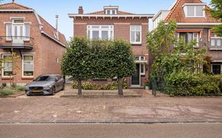 Burgemeester de Bruïnelaan 35, ZWIJNDRECHT