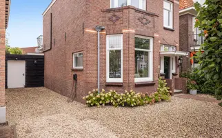 Burgemeester de Bruïnelaan 35, ZWIJNDRECHT