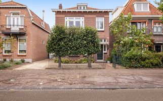 Burgemeester de Bruïnelaan 35, ZWIJNDRECHT