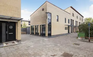 Opera 10, ZWIJNDRECHT