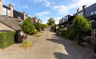 Londenseplein 104, ZWIJNDRECHT