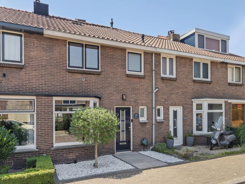 Prins Bernhardstraat 28, ZWIJNDRECHT