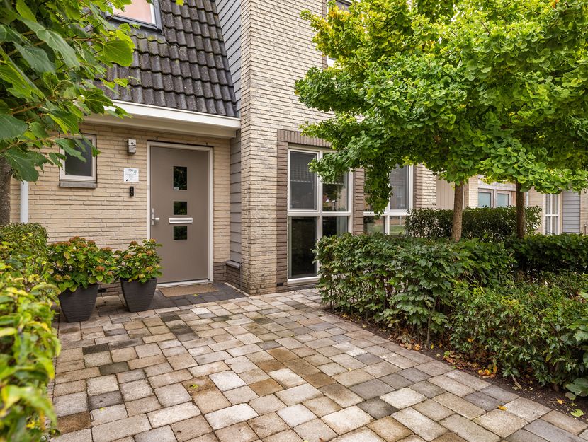 Hooftlaantje 106, HENDRIK-IDO-AMBACHT