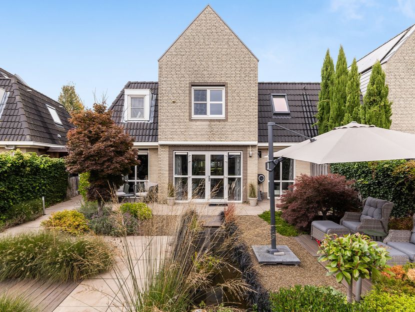 Hooftlaantje 106, HENDRIK-IDO-AMBACHT