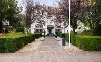 Burgemeester de Bruïnelaan 1E, ZWIJNDRECHT