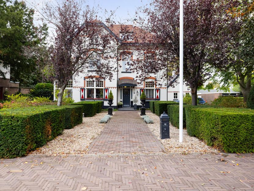Burgemeester de Bruïnelaan 1E, ZWIJNDRECHT