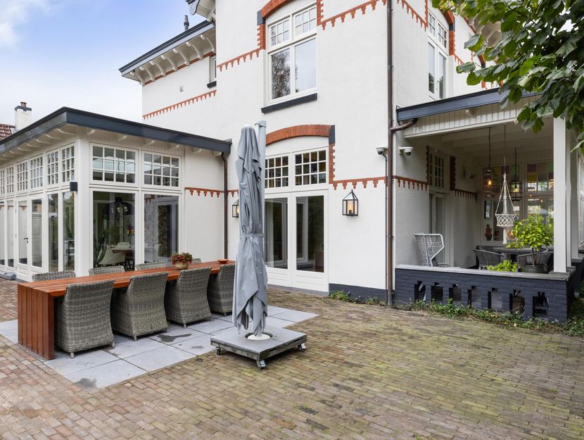 Burgemeester de Bruïnelaan 1E, ZWIJNDRECHT
