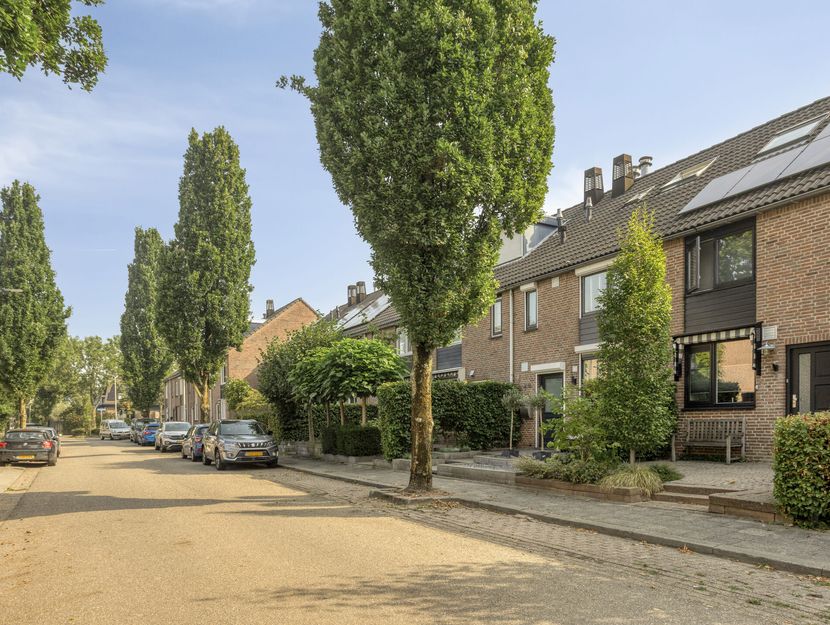 Ring 424, HENDRIK-IDO-AMBACHT