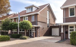 Hoogveen 64, HENDRIK-IDO-AMBACHT