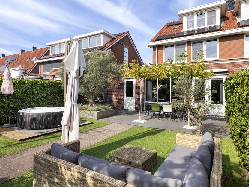 Hoogveen 64, HENDRIK-IDO-AMBACHT