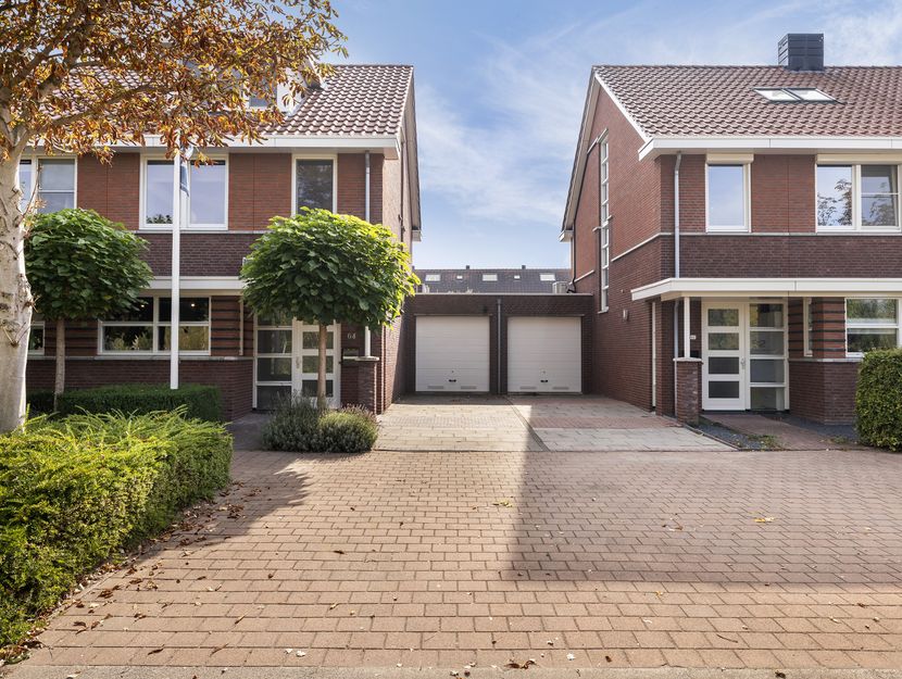 Hoogveen 64, HENDRIK-IDO-AMBACHT