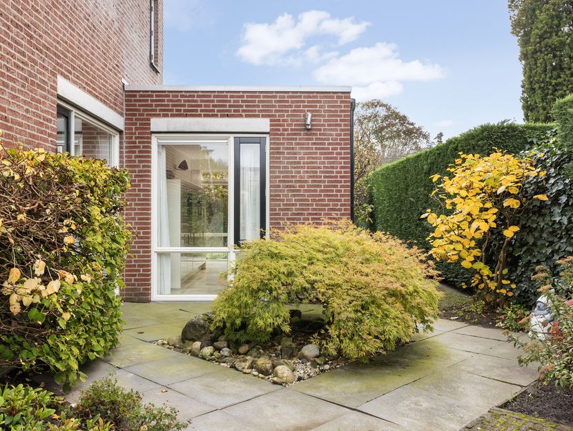 Keerweer 9, HENDRIK-IDO-AMBACHT