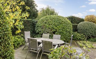 Keerweer 9, HENDRIK-IDO-AMBACHT