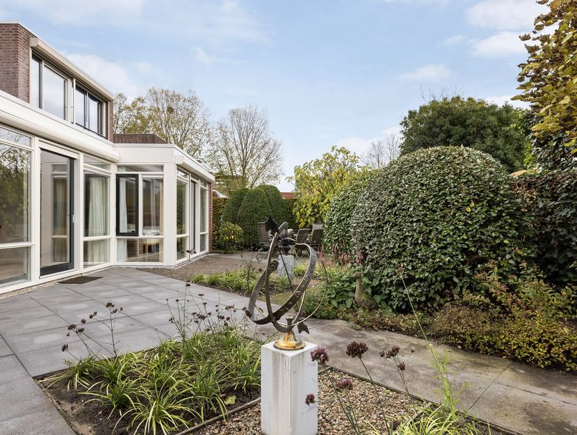 Keerweer 9, HENDRIK-IDO-AMBACHT