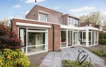 Keerweer 9, HENDRIK-IDO-AMBACHT