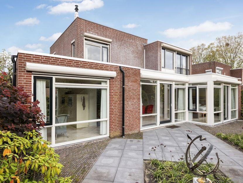 Keerweer 9, HENDRIK-IDO-AMBACHT