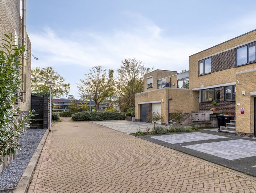 Abdij 79, ZWIJNDRECHT