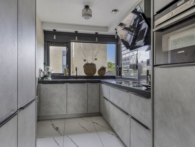 Abdij 79, ZWIJNDRECHT