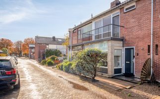 Warmoeziershof 3, HENDRIK-IDO-AMBACHT