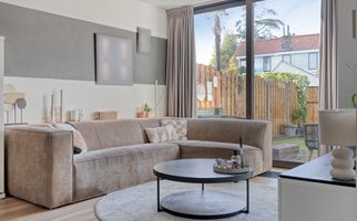 Warmoeziershof 3, HENDRIK-IDO-AMBACHT