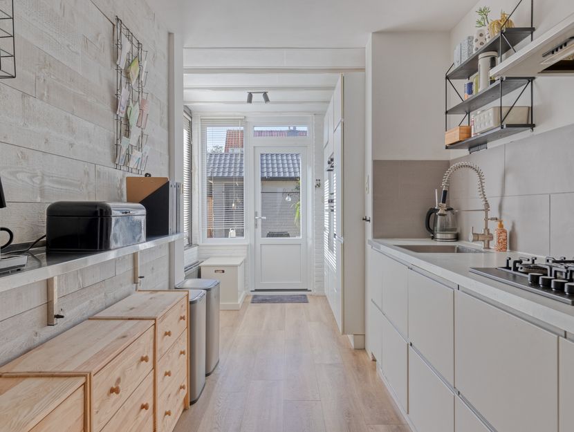 Warmoeziershof 3, HENDRIK-IDO-AMBACHT