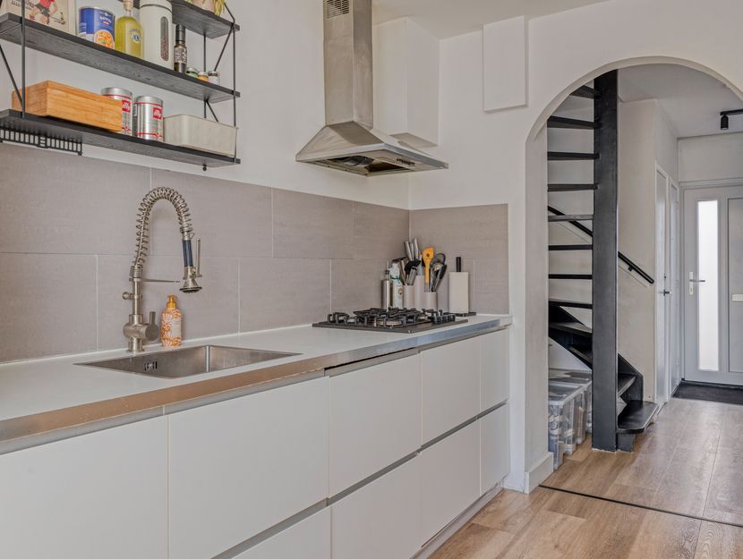 Warmoeziershof 3, HENDRIK-IDO-AMBACHT